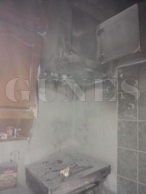 Ev yangını korkuttu Ev yangını korkuttu