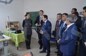 Vali Balkanlıoğlu, Mesleki Eğitim atölyesini ziyaret etti Vali Balkanlıoğlu, Mesleki Eğitim atölyesini ziyaret etti