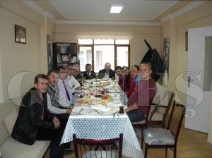 FATIMATÜZ ZEHRA DERNEĞİ BASIN MENSUPLARI İLE BULUŞTU FATIMATÜZ ZEHRA DERNEĞİ BASIN MENSUPLARI İLE BULUŞTU