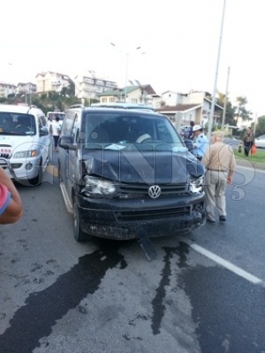 Trafik Kazası 3 Yaralı Trafik Kazası 3 Yaralı