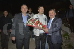 Belediye Başkanı Hüseyin Anlayan Belediye Başkanı Hüseyin Anlayan