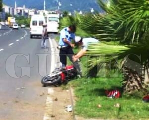 MOTORSİKLET KAZASI 1 YARALI MOTORSİKLET KAZASI 1 YARALI