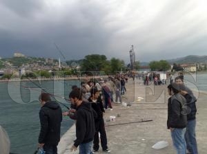 Hem Spor Yapıyorlar hem Balık Tutuyorlar Hem Spor Yapıyorlar hem Balık Tutuyorlar