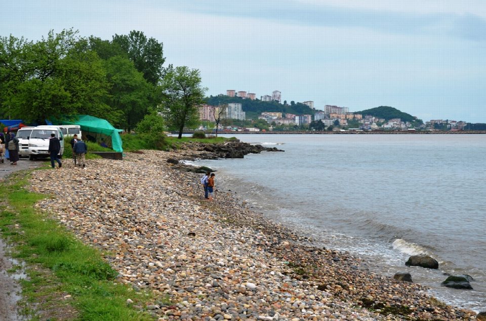 7 dalgadan atlayarak dilek tuttular