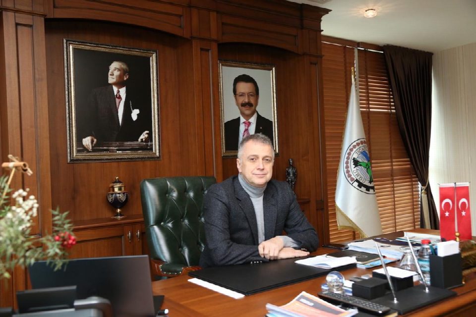 BAŞKAN KARLIBEL “İŞ YERİ KİRALARI İŞ DÜNYASINI VE ESNAFI ZOR DURUMDA BIRAKIYOR”