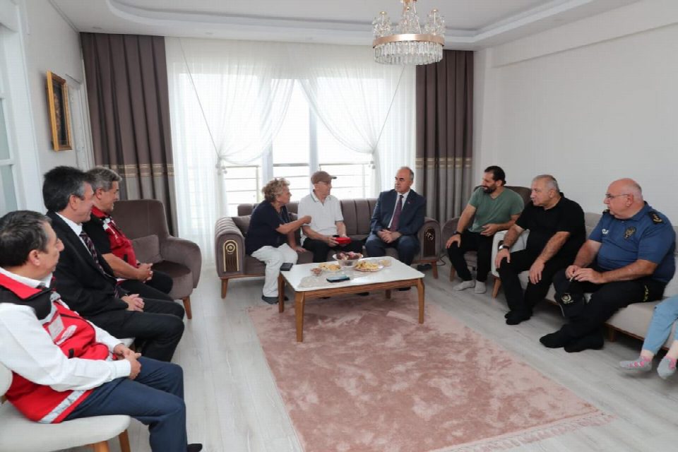 Vali Erol, Kıbrıs gazisine gazilik madalyası ve beratını tevcih etti
