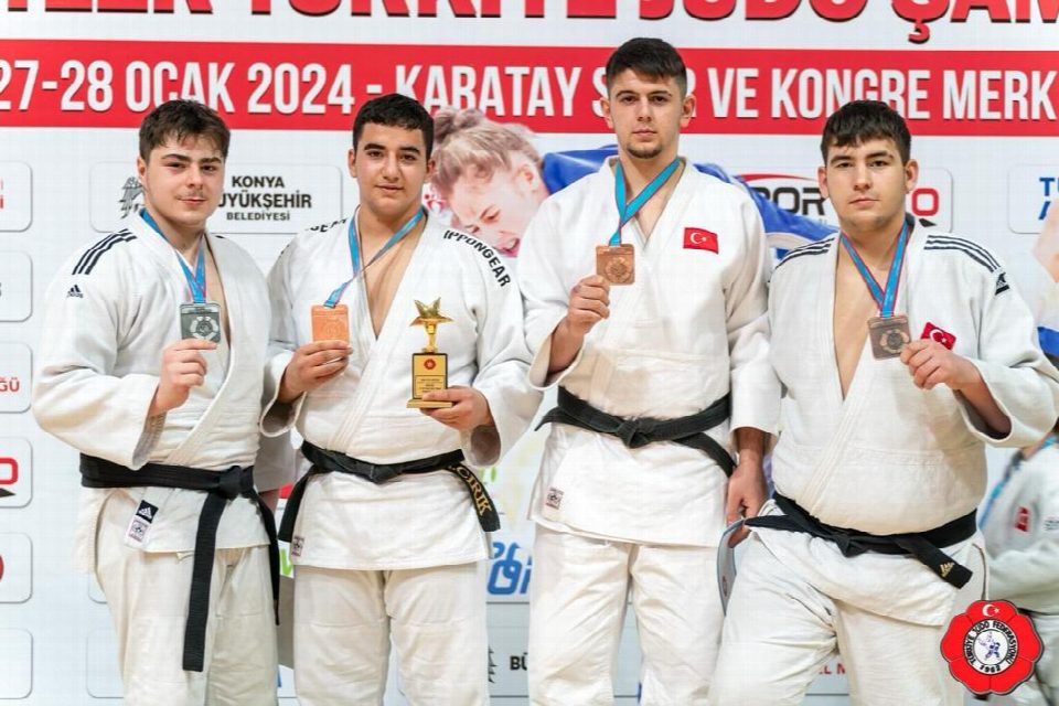 BÜYÜKŞEHİR SPORCULARINDAN YENİ BAŞARILAR GELDİ.... BU BAŞARININ MİMARI HİLMİ GÜLER