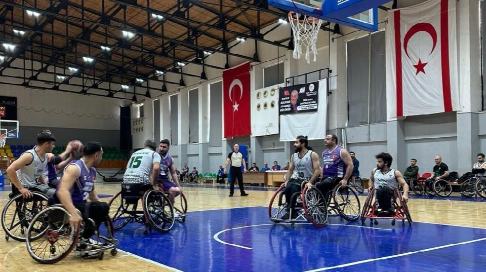 ENGELSİZLER ORDUSU KIBRIS’TA GALİP