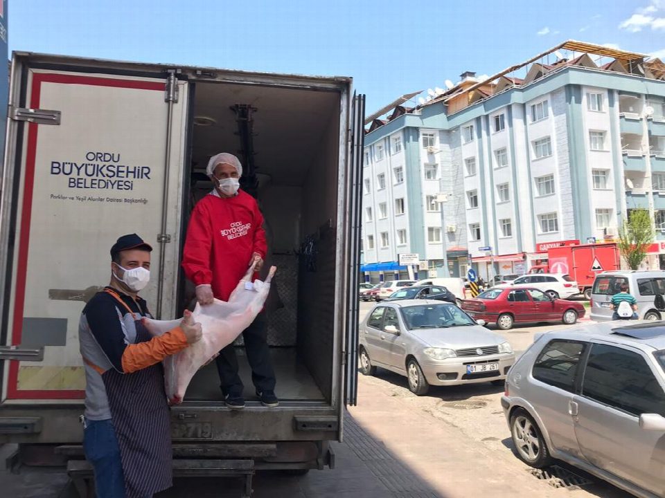 Büyükşehir üretenin yanında