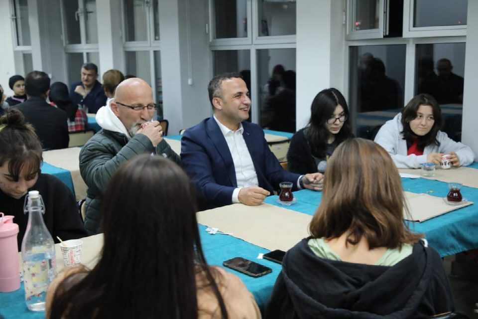 “Gençlik bizim umudumuz, istikbalimiz”