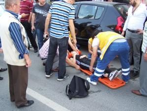 YAREN'E OTOMOBİL ÇARPTI