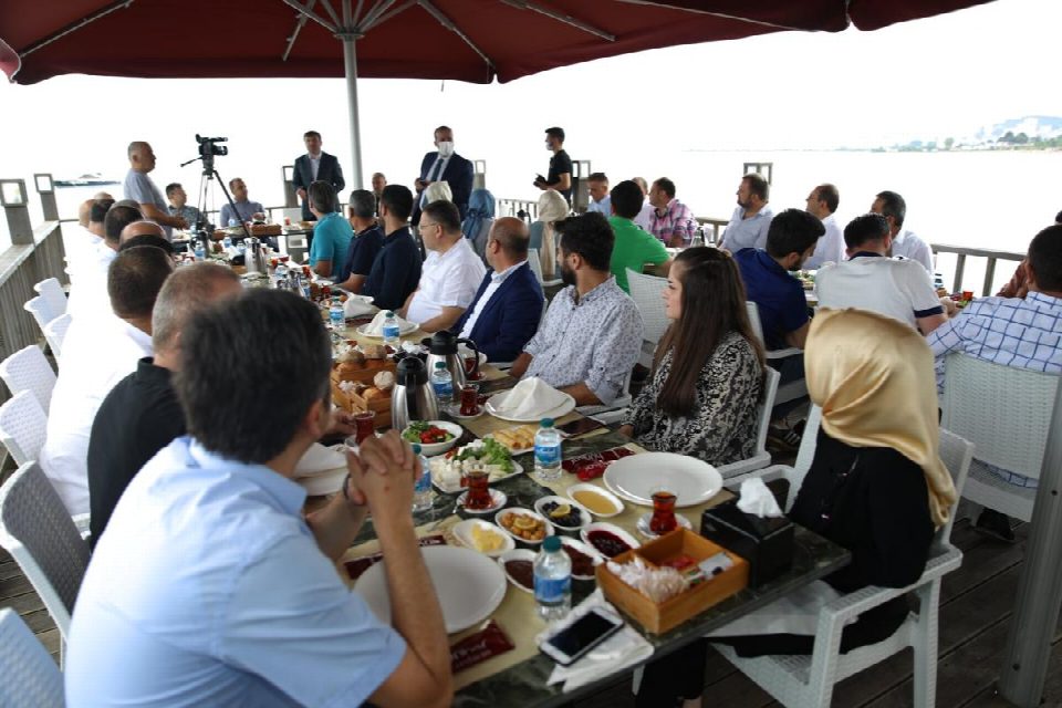 Dünyanın 152 ülkesi ve 6 uluslararası kuruluş,Covid-19 belası ile mücadele etmek için Türkiye'nin kapısını çaldı