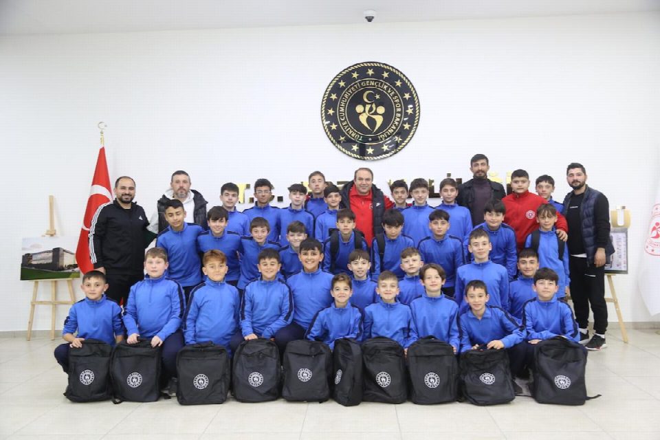 Ordu Gençlik ve Spor İl Müdürlüğü Kulübü futbol takımından Genç’e ziyaret