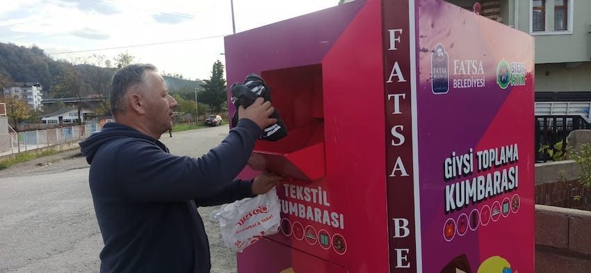 Giysi atıkları kumbaralar sayesinde geri dönüştürülecek