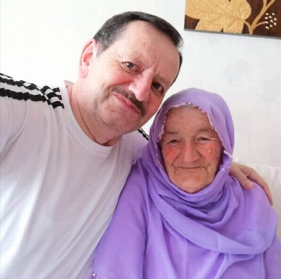 Rüveyde Aydın vefat etti
