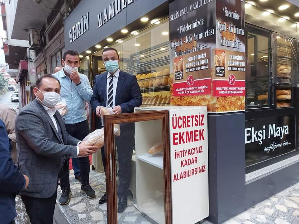 Bahçeli'nin askıda ekmek kampanyasına Fatsa MHP' den destek