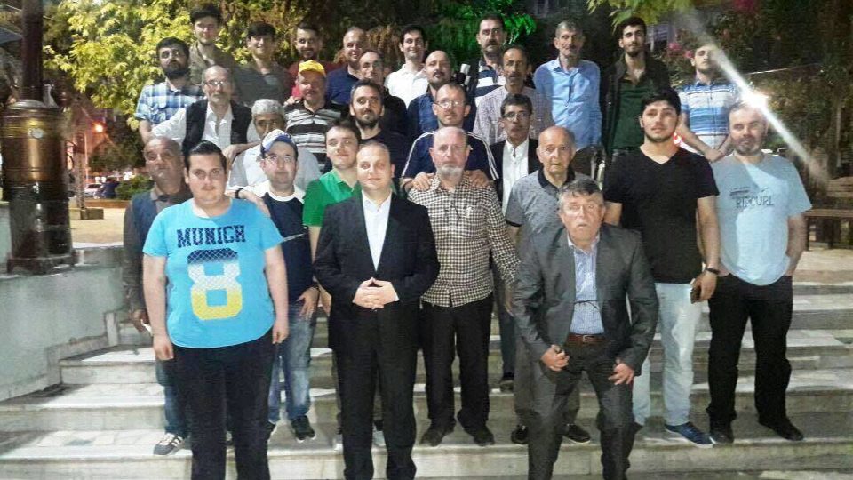 İşitme engelliler iftarda buluştu!