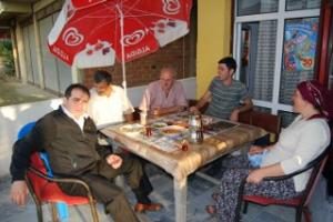 BUYURUN DOSTLAR HALİL İBRAHİM SOFRASINA