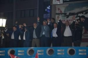 AK PARTİLİ VEKİLLER TEŞEKKÜR ZİYARETİNİ SÜRDÜRÜYOR