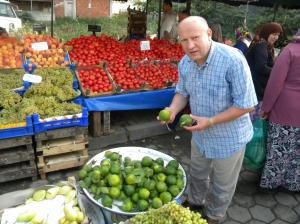 Kışın ilk rengi tezgaha indi!
