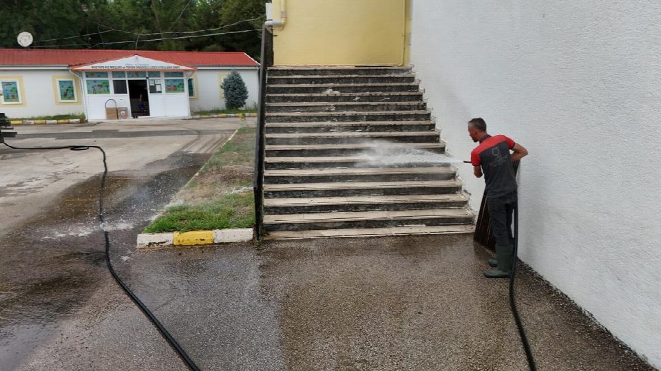 Büyükşehir okulları yeni döneme hazırlıyor