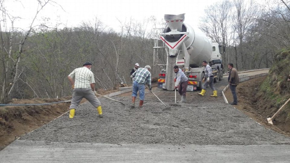 Çamaş kanyonu’na beton yol
