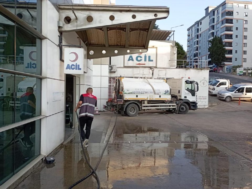 HASTANE BAHÇELERİ PIRIL PIRIL