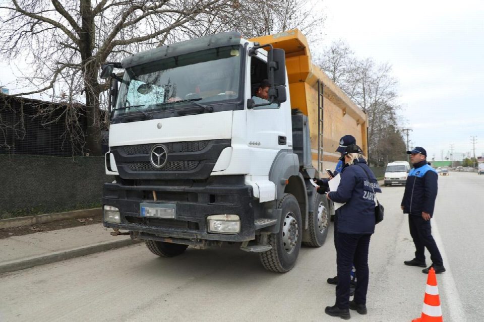 Büyükşehir’den şehir merkezinde ‘ağır tonajlı araçlara ’ denetim
