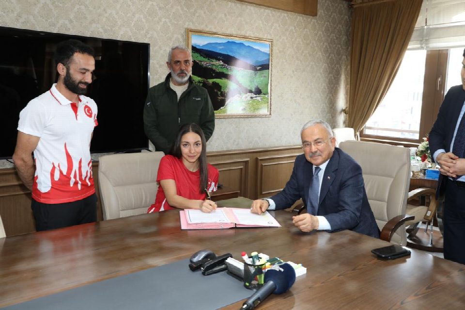 Selinay Tuğçe Kır Ordu büyükşehir belediyesi spor kulübü sporcusu oldu