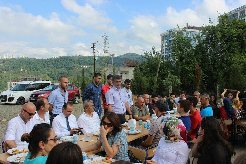 Pilav günü etkinliğinde biraraya geldiler