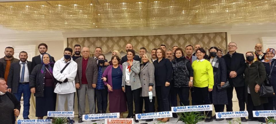 Fatsa'nın ilk ve tek kadın oda başkanı Meltem Dur oldu...Genel Sekreterlik yaptığı odaya başkan seçildi