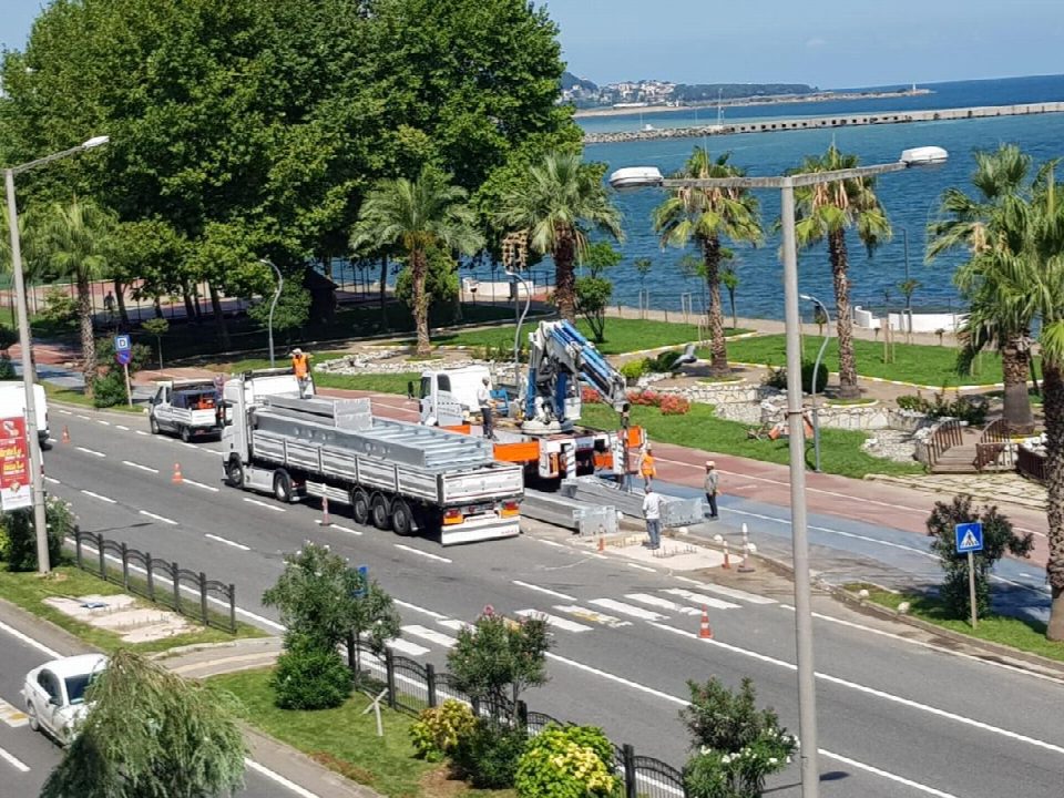 Üst geçit yapılıyor