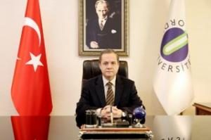 REKTÖRLÜK YARIŞINDA FARKLI SONUÇ