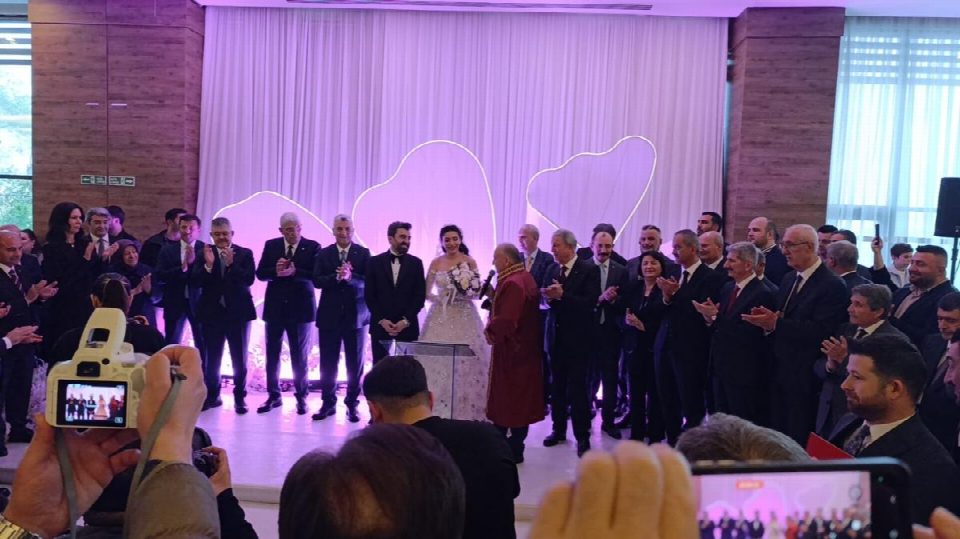 Ünye Böyle Düğün Görmedi!.... Ünye’de Devletin Zirvesini Buluşturan Düğün