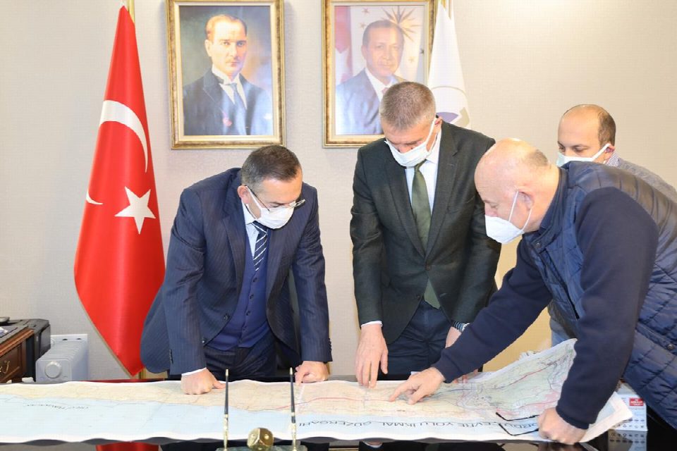 Rektör Akdoğan, Ordu Çevre Yolu İkmal Güzergahı Üzerine Karayolları Bölge Müdürlüğü ile Toplantı Yaptı