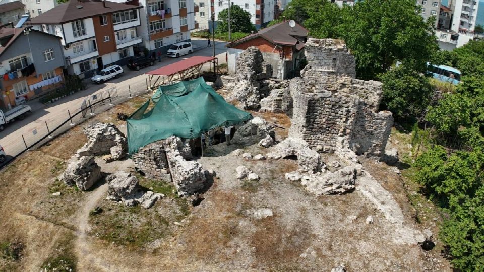 Fatsa’da tarihe ışık tutuluyor ...Aziz Konstantin ve Helena manastırı'ndaki kazı çalışmalarında 5. döneme başlandı