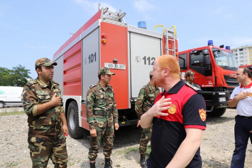 Can Azerbaycan yardım ekipleri Ordu'da yakıt ikmali yaptı