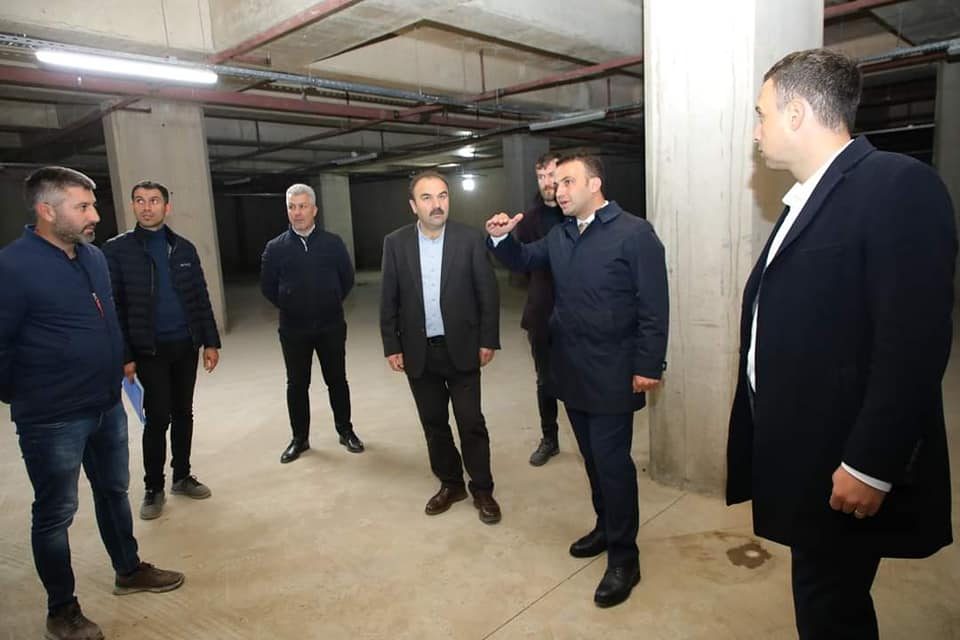 Meydan otopark yıl sonunda hizmete giriyor