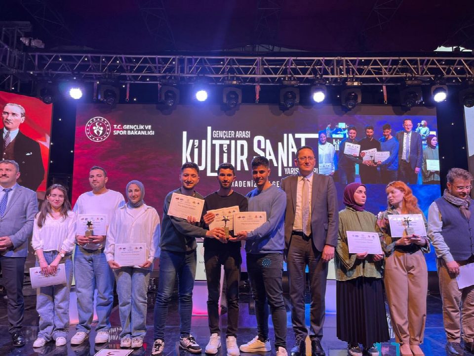 Ordu Gençlik Merkezleri bölge birincisi oldu