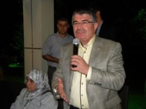 İDRİS NAİM ŞAHİN “BEN HER ŞEYİN FARKINDAYIM”