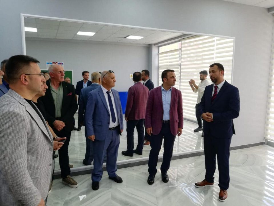 HT Dil Eğitim ve Sanat Merkezi düzenlenen törenle açıldı