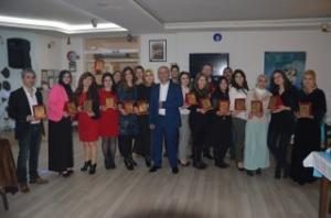 ÖĞRETMENLERİ İÇİN ÖZEL VE ÖDÜLLÜ YEMEK GECESİ
