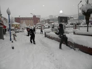 NEREDE O ESKİ PAZARTESİLER...