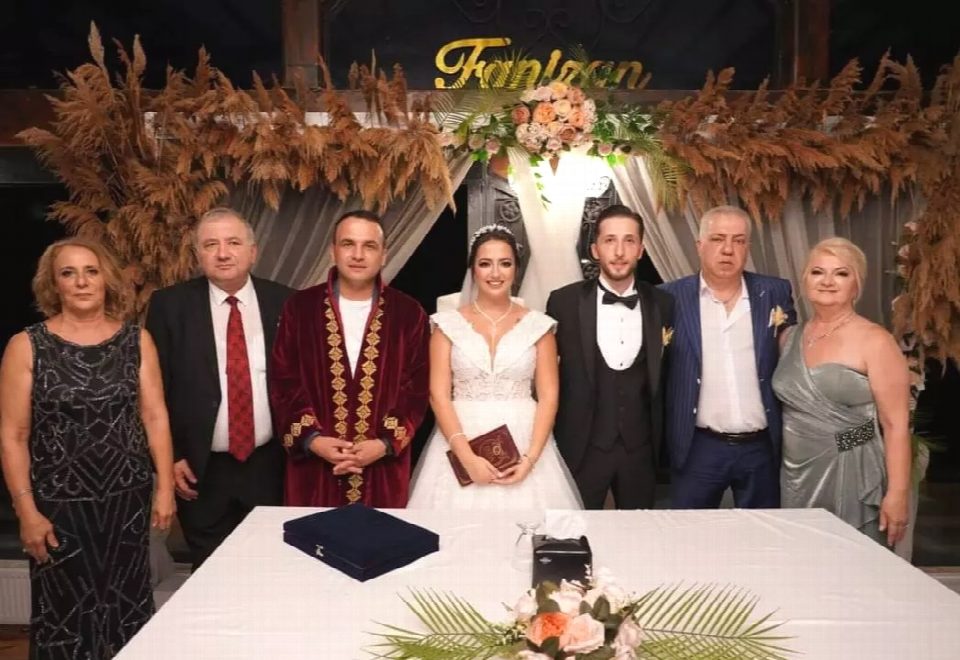 Buse Naz ile Recep Yılmaz görkemli bir düğünle evlendi