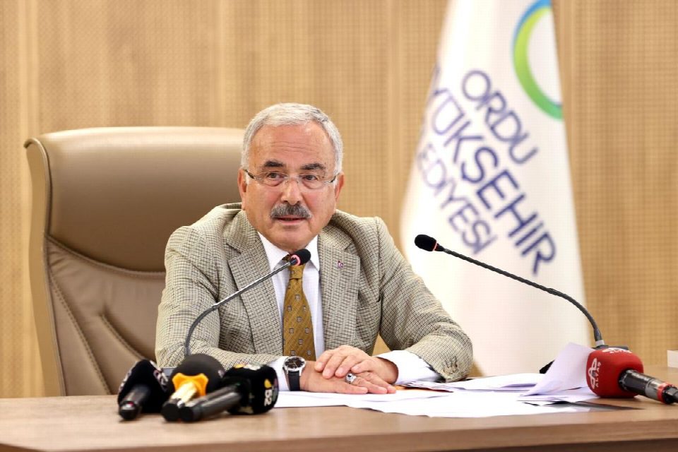 Başkan Güler lisanslı depoculuk için düğmeye bastı