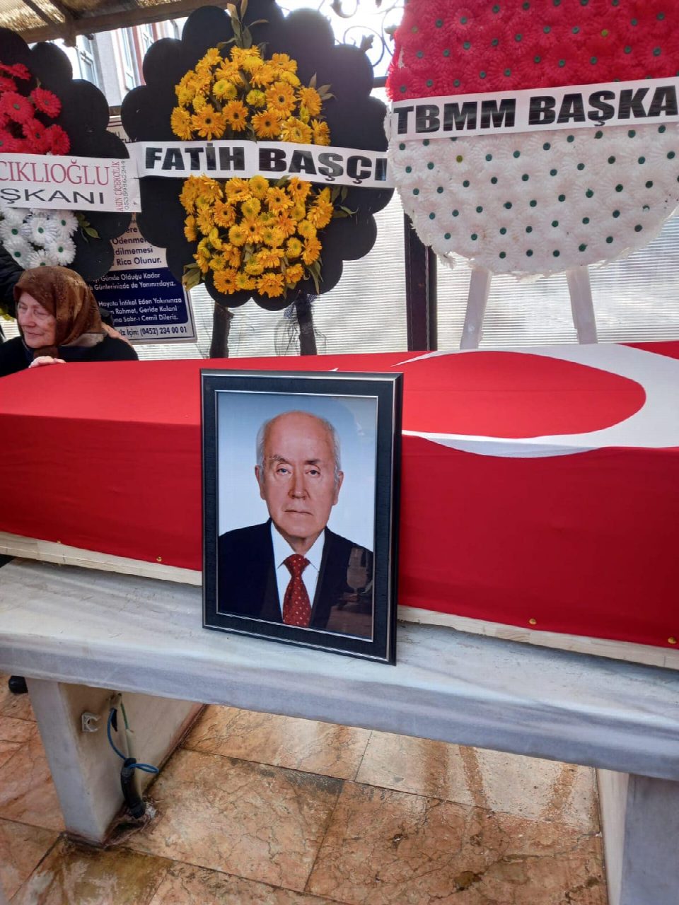 Eski Bakan Yürür Ünye'de ebediyete uğurlandı