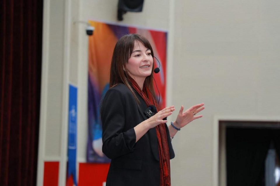 Doç. Dr Saniye Bencik Kangal’ın söyleşi programı dolu dolu geçti