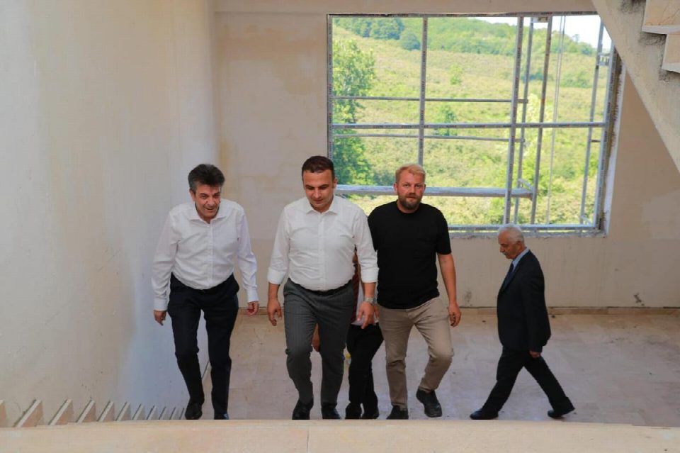 DOLUNAY MODERN BİR OKUL BİNASINA DAHA KAVUŞUYOR