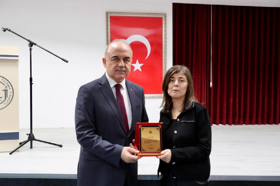 Hayırsever Tören Ailesi Eğitime Katkıda Bulundu