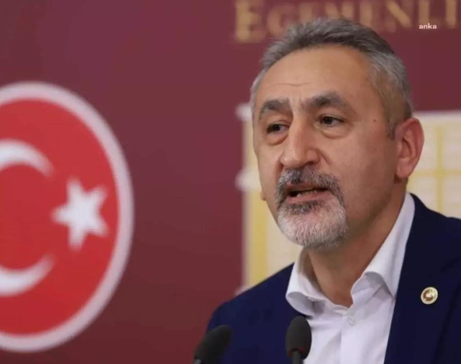 ADIGÜZEL “OKULLARDAN ELİNİ ÇEK”